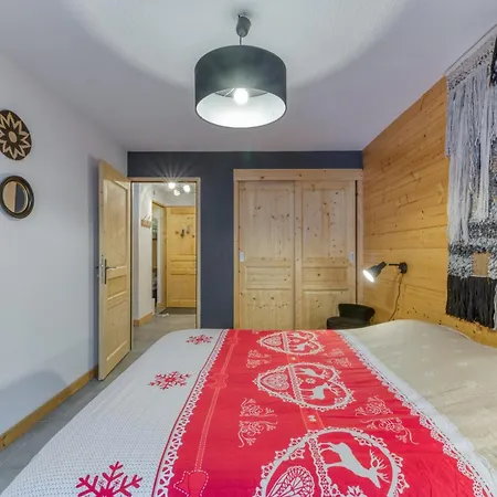 Premium Crystal Apartment